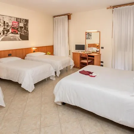 Casa Del Pellegrino Hotel 3*