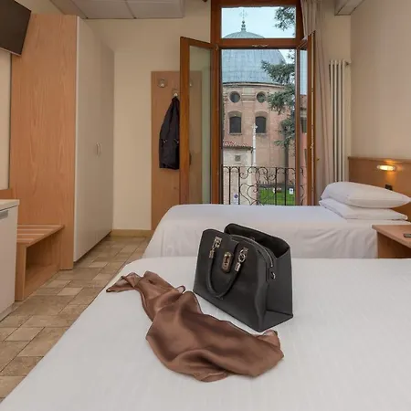 Casa Del Pellegrino Hotel 3*