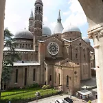 Casa Del Pellegrino Падуя