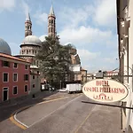 Casa Del Pellegrino Отель 3*