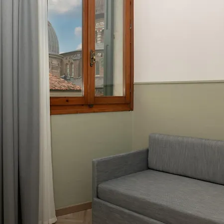 Casa Del Pellegrino Hotel 3*