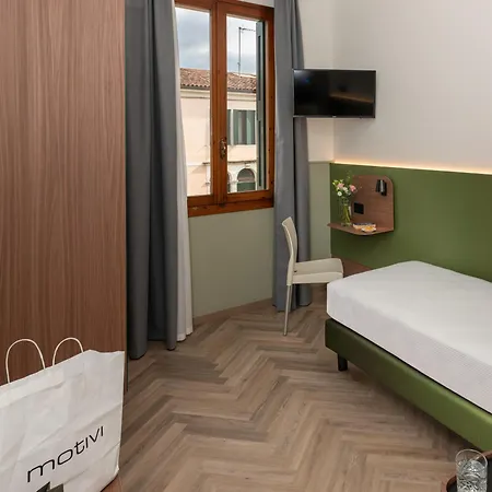 Hotel Casa Del Pellegrino 3*